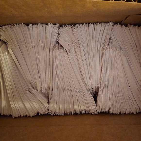 Uline S 11591 2 x 3.5 Flat Glassine Bags 2000 Count White Samples Retail - Picture 2 of 4